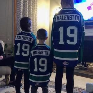 Meet your Posher, Aaron